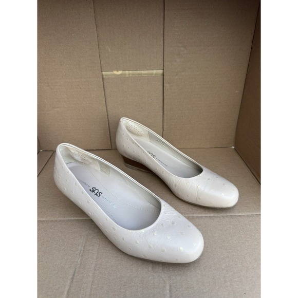 SAS Shoes - SAS Sofia Wedge Pumps Made In Italy Cream Polka Dot Leather 6.5 Comfort Heels